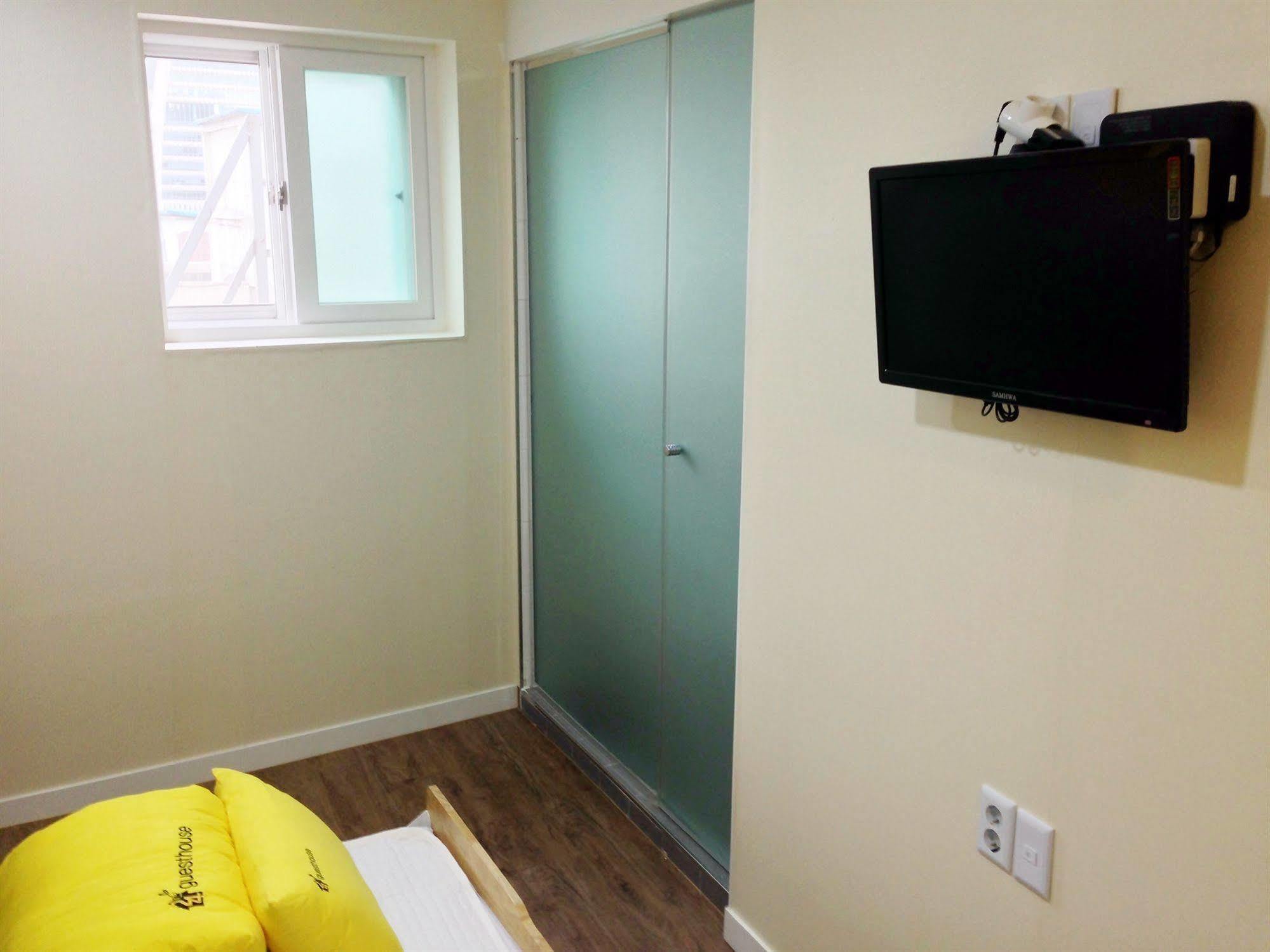 24 Guesthouse Myeongdong Avenue Seul Exterior foto