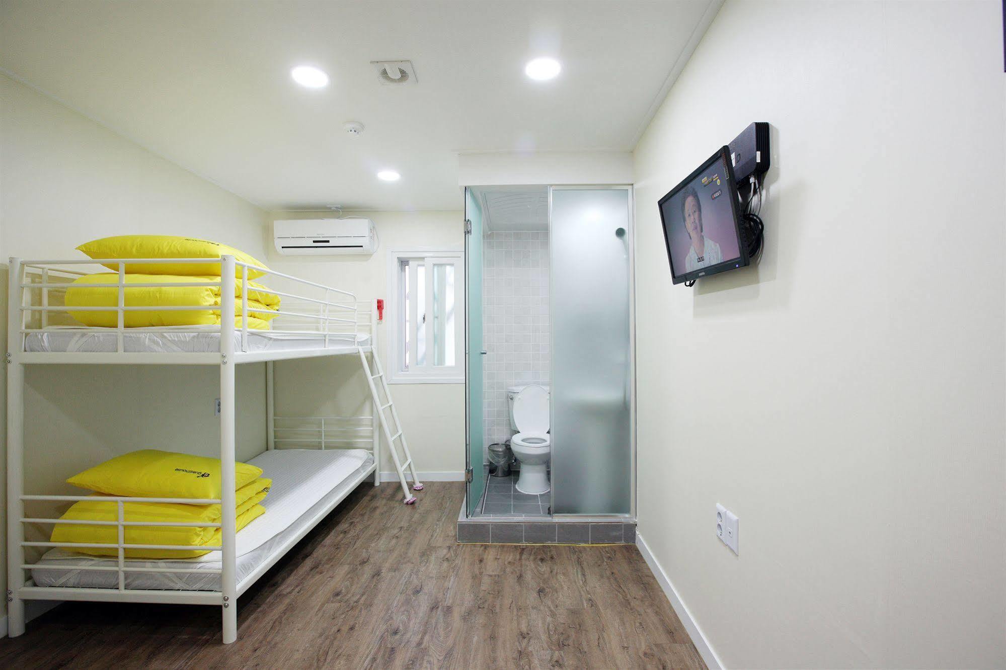 24 Guesthouse Myeongdong Avenue Seul Exterior foto