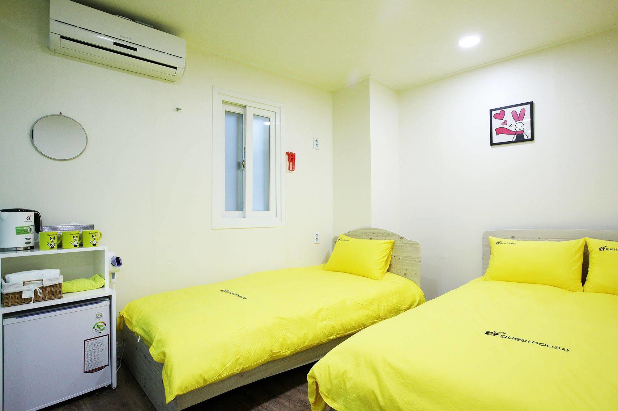 24 Guesthouse Myeongdong Avenue Seul Exterior foto